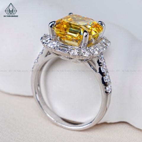 R944 Nhẫn nữ Asscher CZ Vàng 10mm