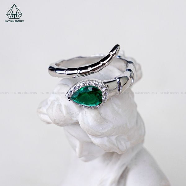 R948 Nhẫn nữ rắn đầu xanh 