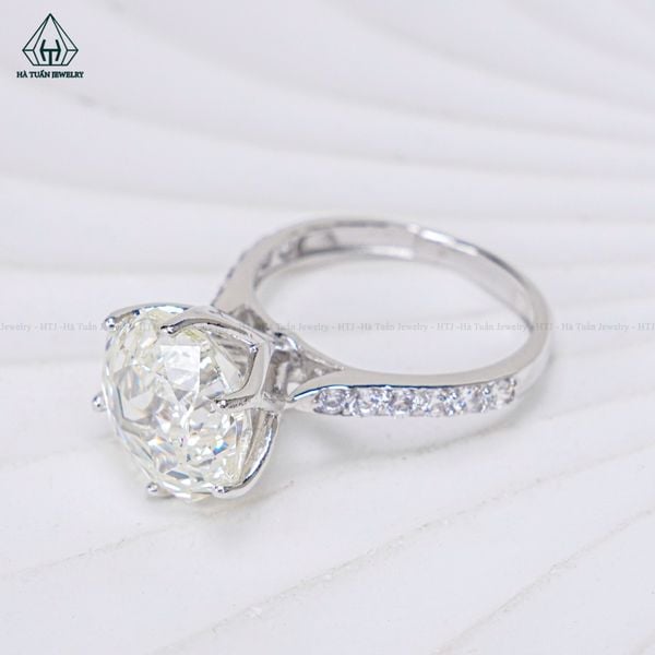  R945 Nhẫn nữ giác cắt hoa hồng 