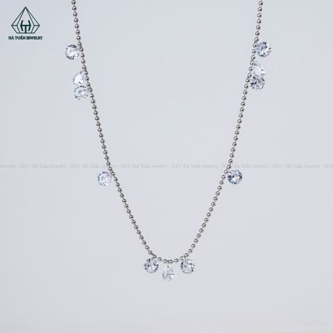 A428 Lắc chân đá rơi