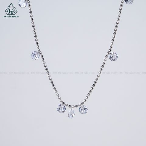 A428 Lắc chân đá rơi