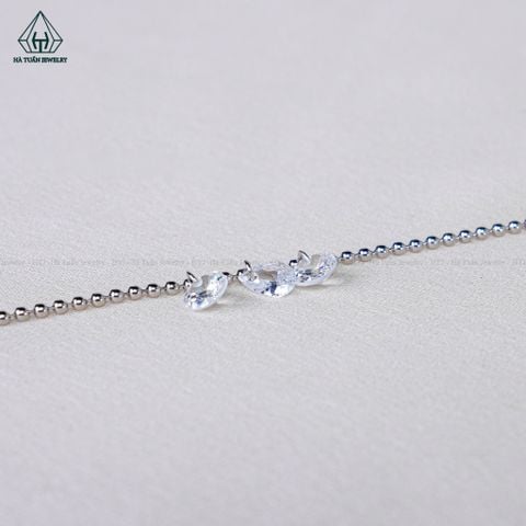 A428 Lắc chân đá rơi