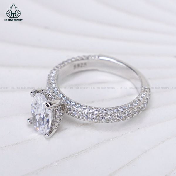  R960 Nhẫn nữ Oval 