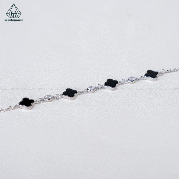  B961 Lắc tay VAN đen 