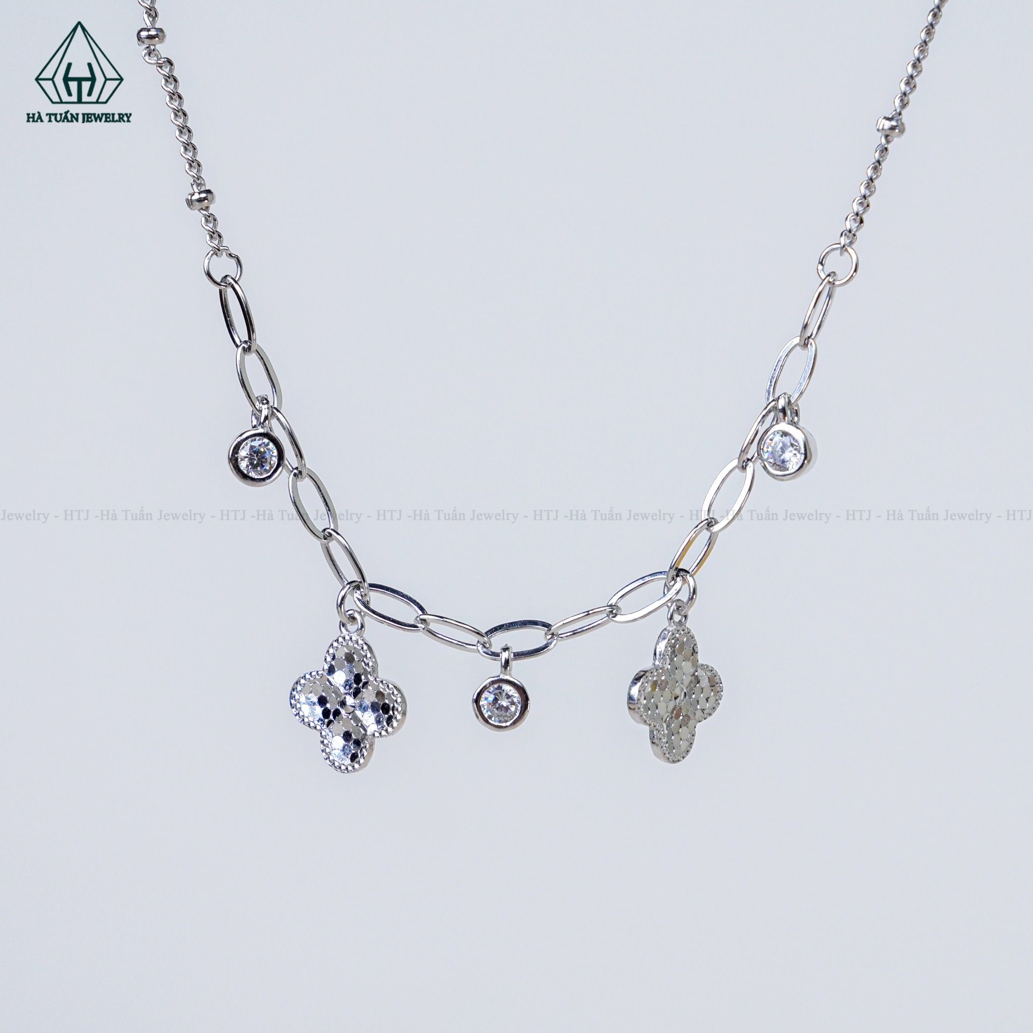  A432 Lắc chân cỏ bốn lá vảy cá 