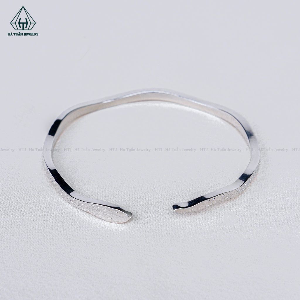 B982 Vòng tay freesize xoắn móc máy