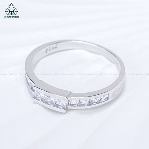 R976 Nhẫn nữ princess