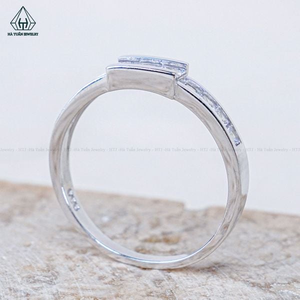  R976 Nhẫn nữ princess 