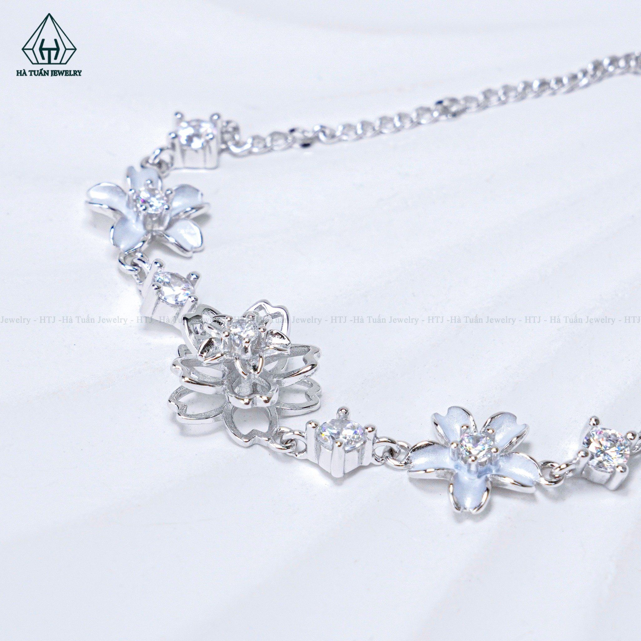  B009 lắc tay hoa đá 