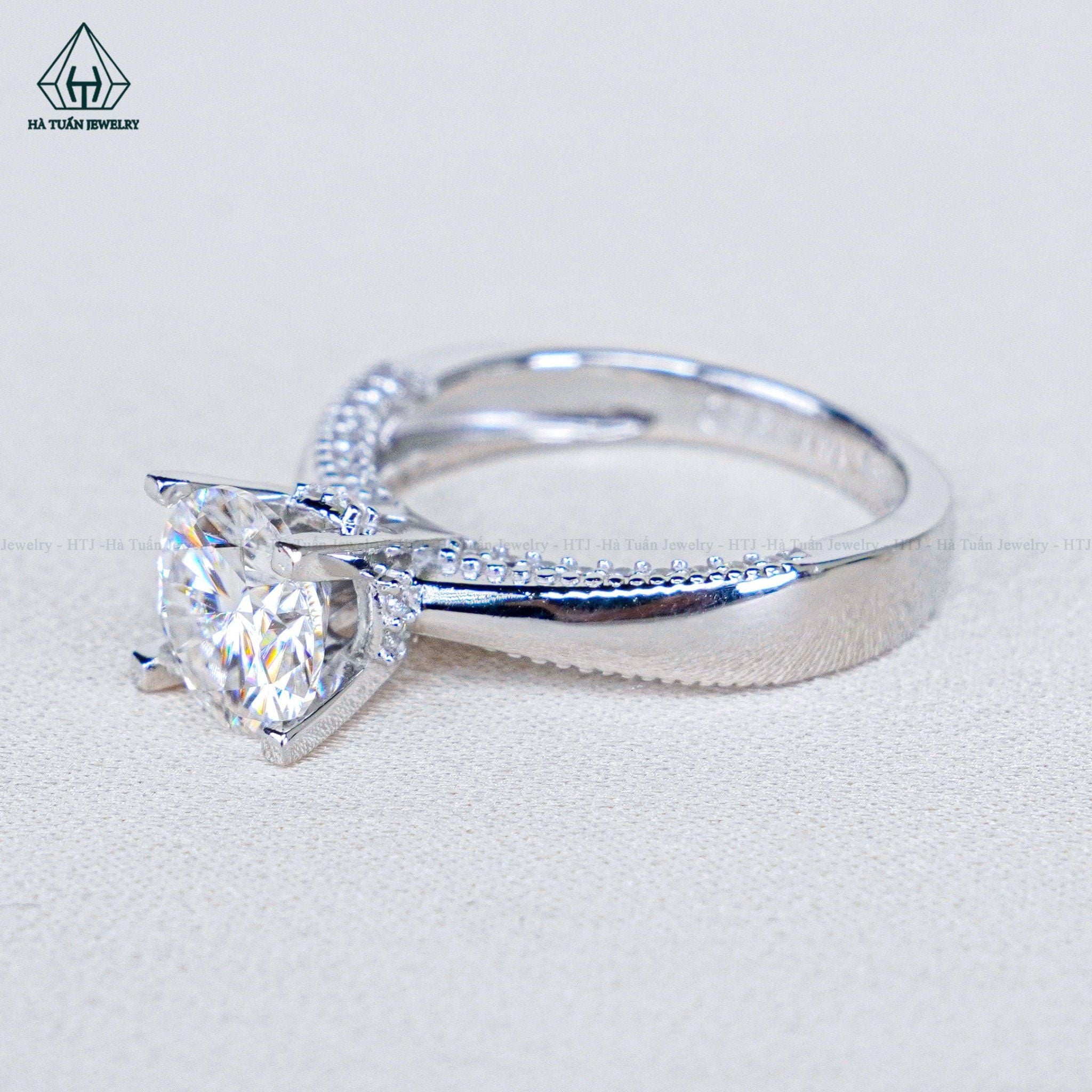  RX133 7.2mm Nhẫn 4 chấu viền đá hông 