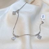  A402 Lắc chân hoa 