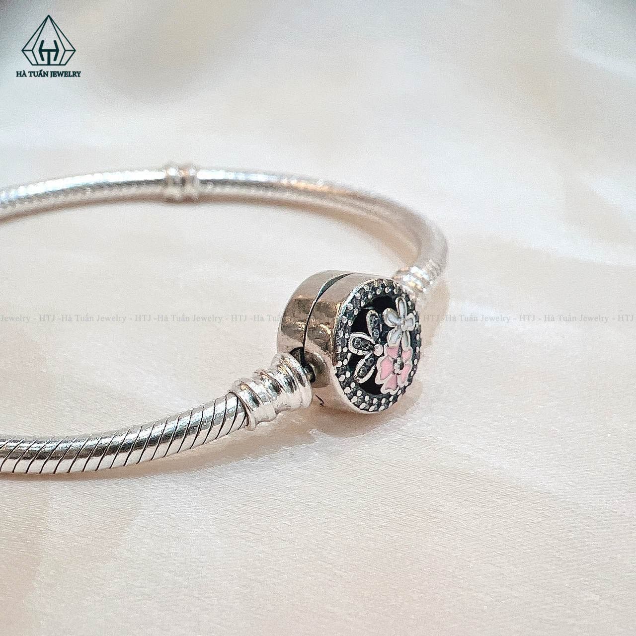  BP046 Vòng pan mềm tròn hoa 