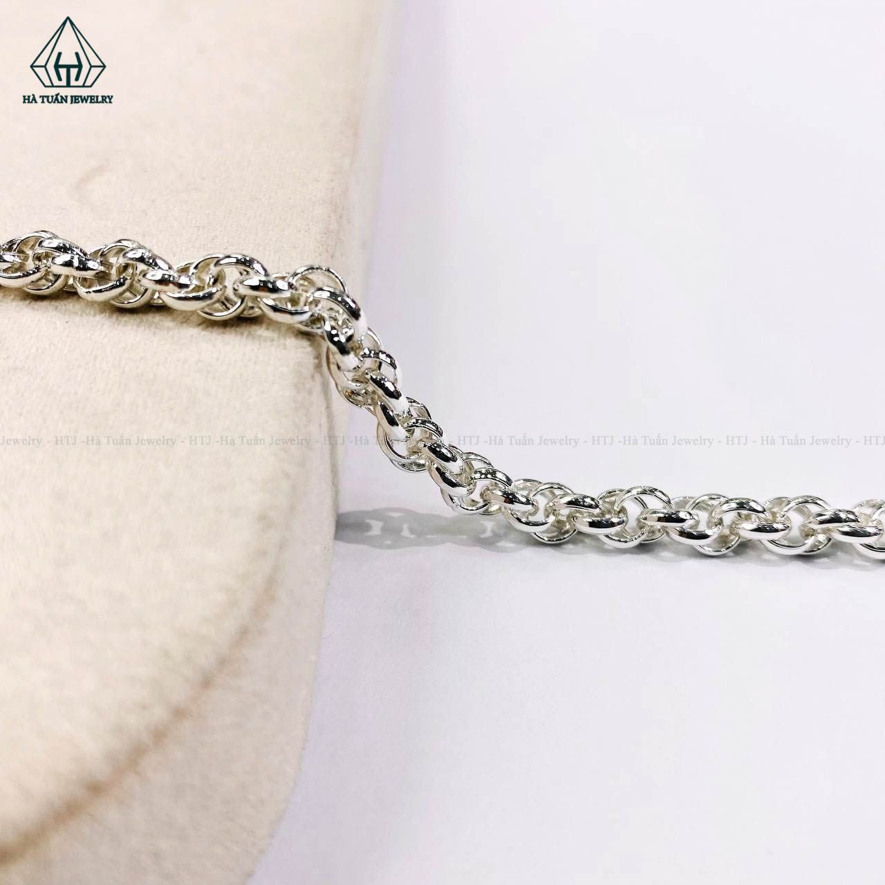  BB031 Lắc tay em bé xích đôi 