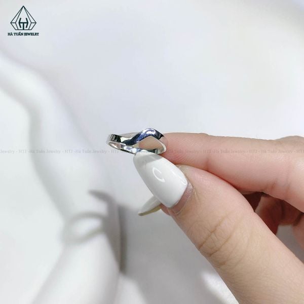  R951 Nhẫn nữ trơn 
