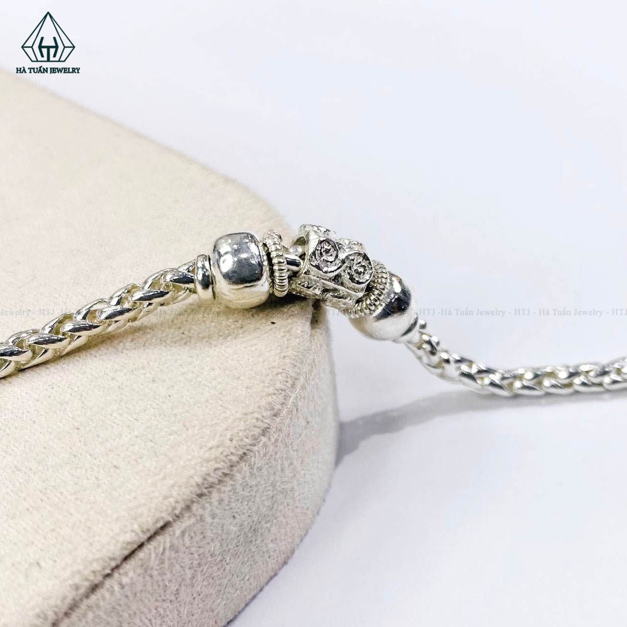 BB039 Lắc tay bé lu thống 