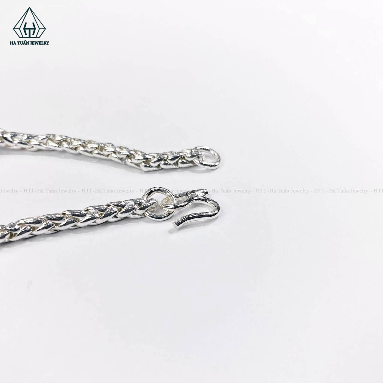  BB039 Lắc tay bé lu thống 