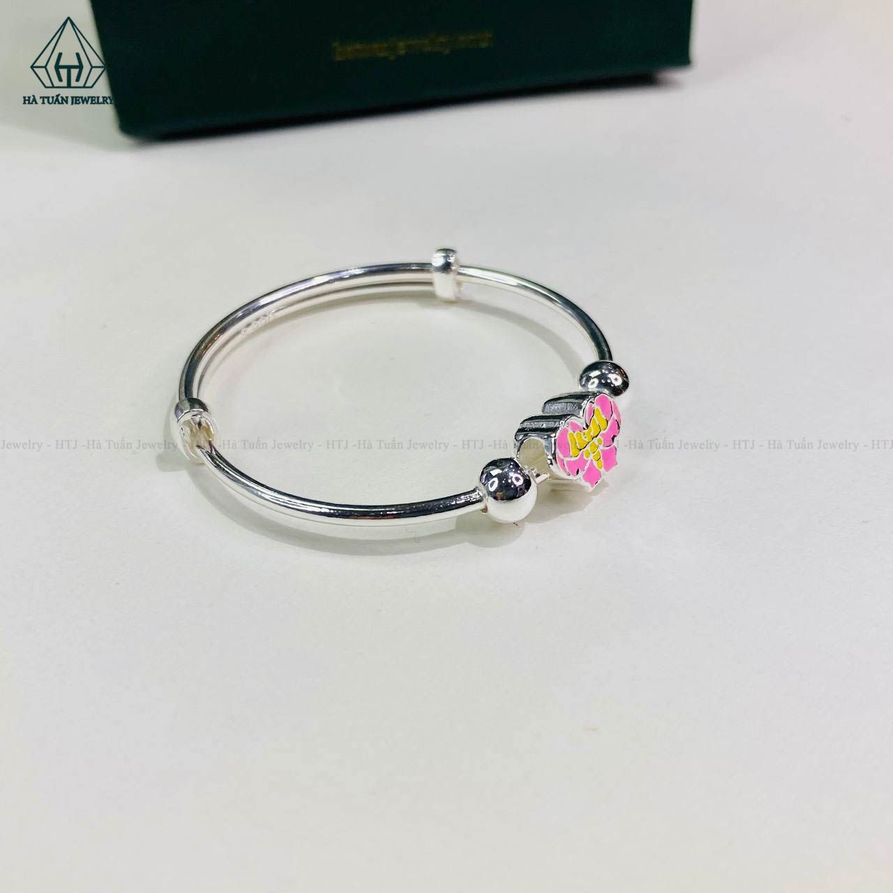  BB059 Lắc tay bé nơ hồng 