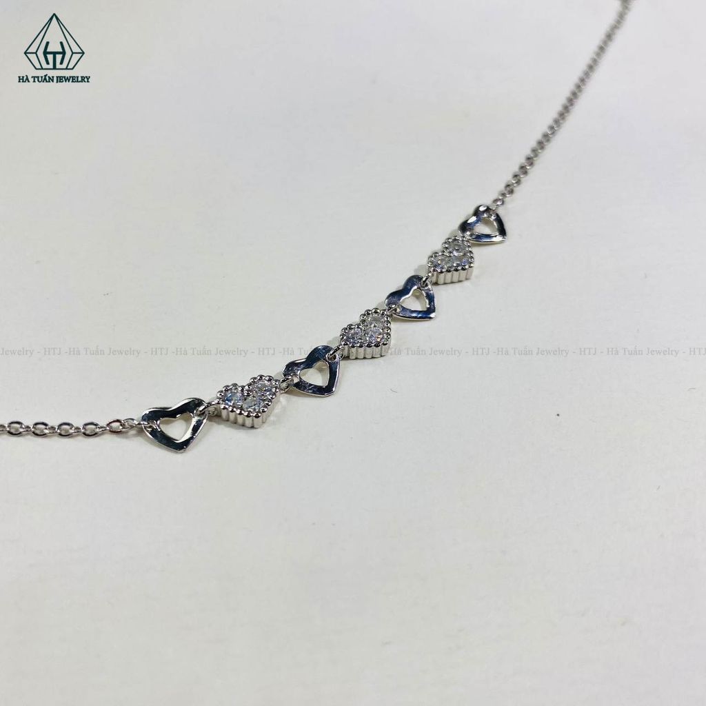 A420 Lắc chân tim