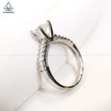  RX557 FULL MOIS 6.3mm Nhẫn nữ viền baguette 