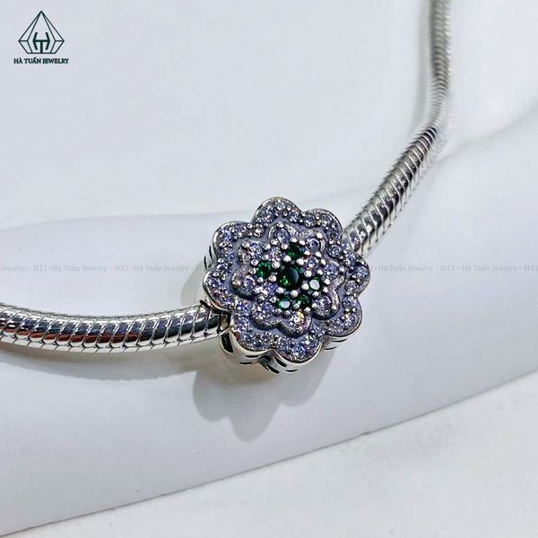  C514 Charm hoa viền đôi 