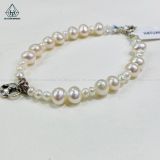  PE008 Vòng ngọc trai phối charm tim 