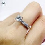  RX557 FULL MOIS 6.3mm Nhẫn nữ viền baguette 