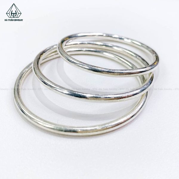  BB068 Vòng cứng trơn bạc đặc 