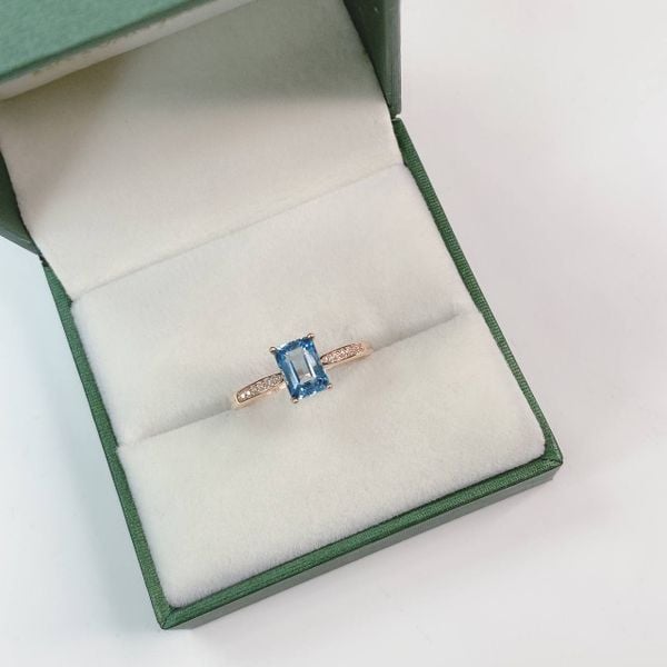  RS040 nhẫn đá Topaz 