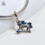  C494 Charm ngựa unicorn 