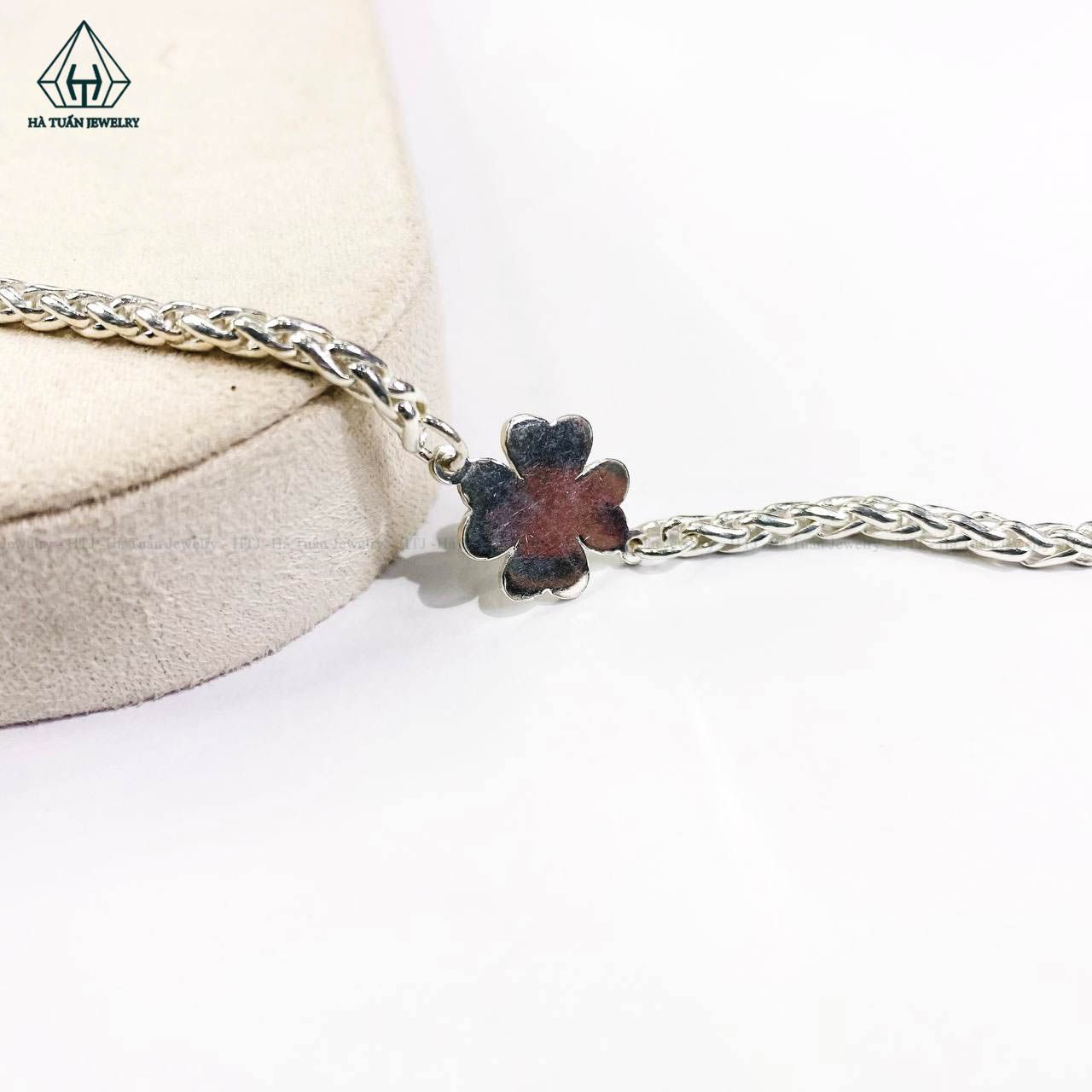  BB049 Lắc tay cỏ 4 lá 