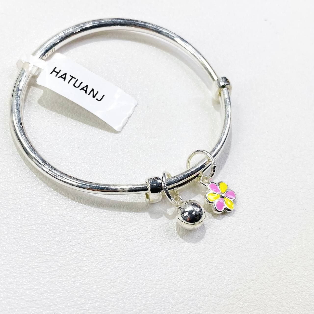  BB105 Vòng tay bé hoa 6 cánh 