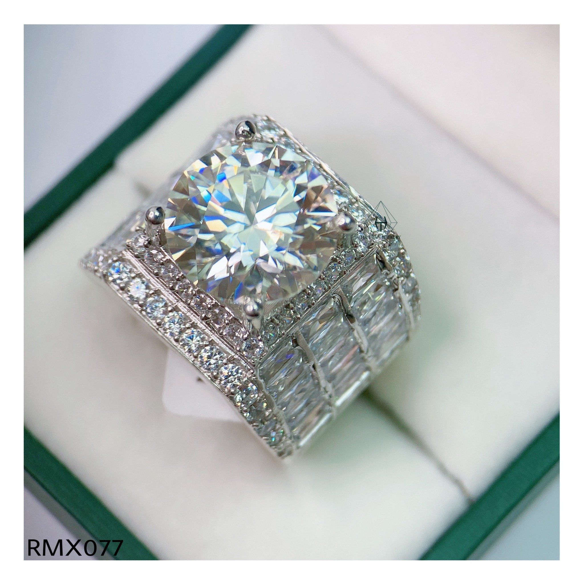  RMX077 12mm Nhẫn nam viền baguette 