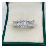  RX142 1 hàng Baguette 