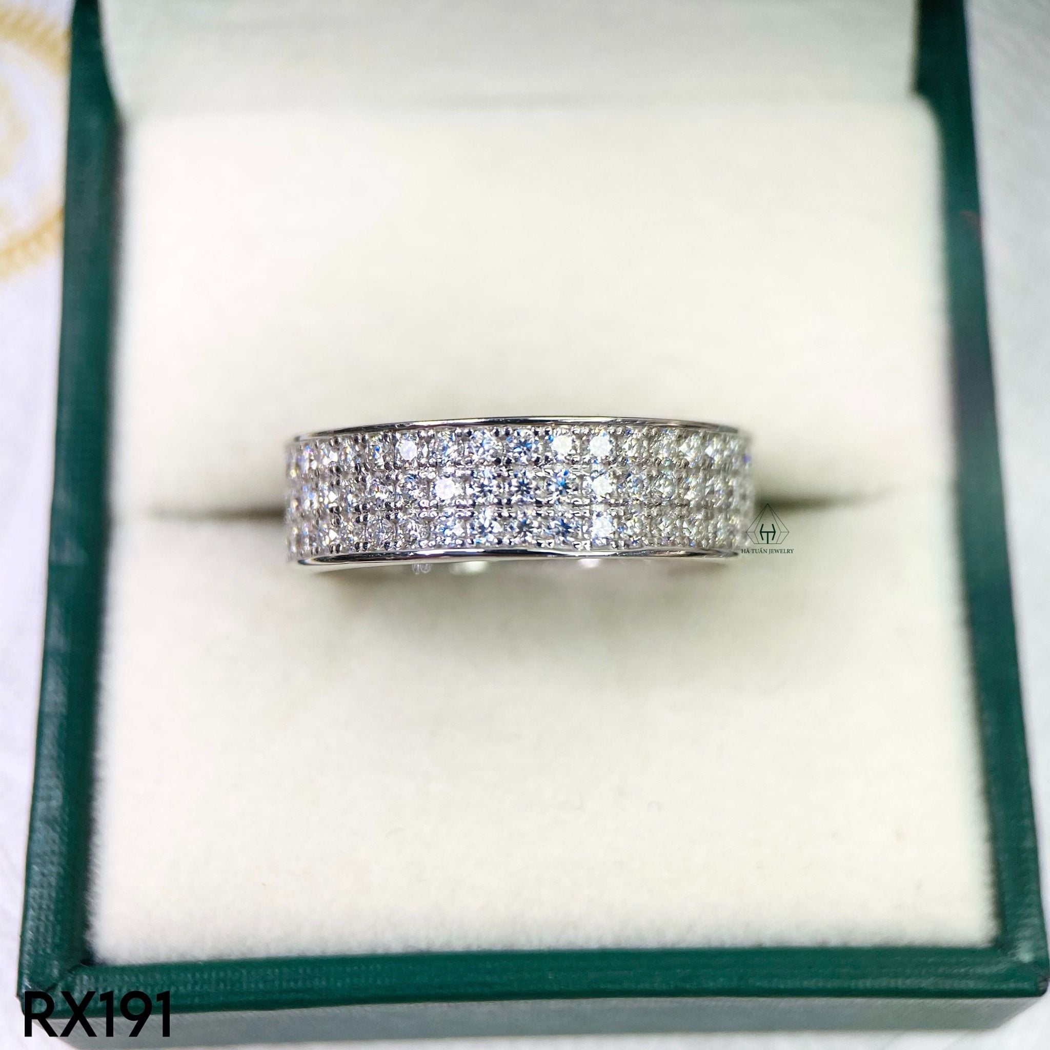  RX191 FULL MOIS 1.5mm Nhẫn 3 hàng đá 