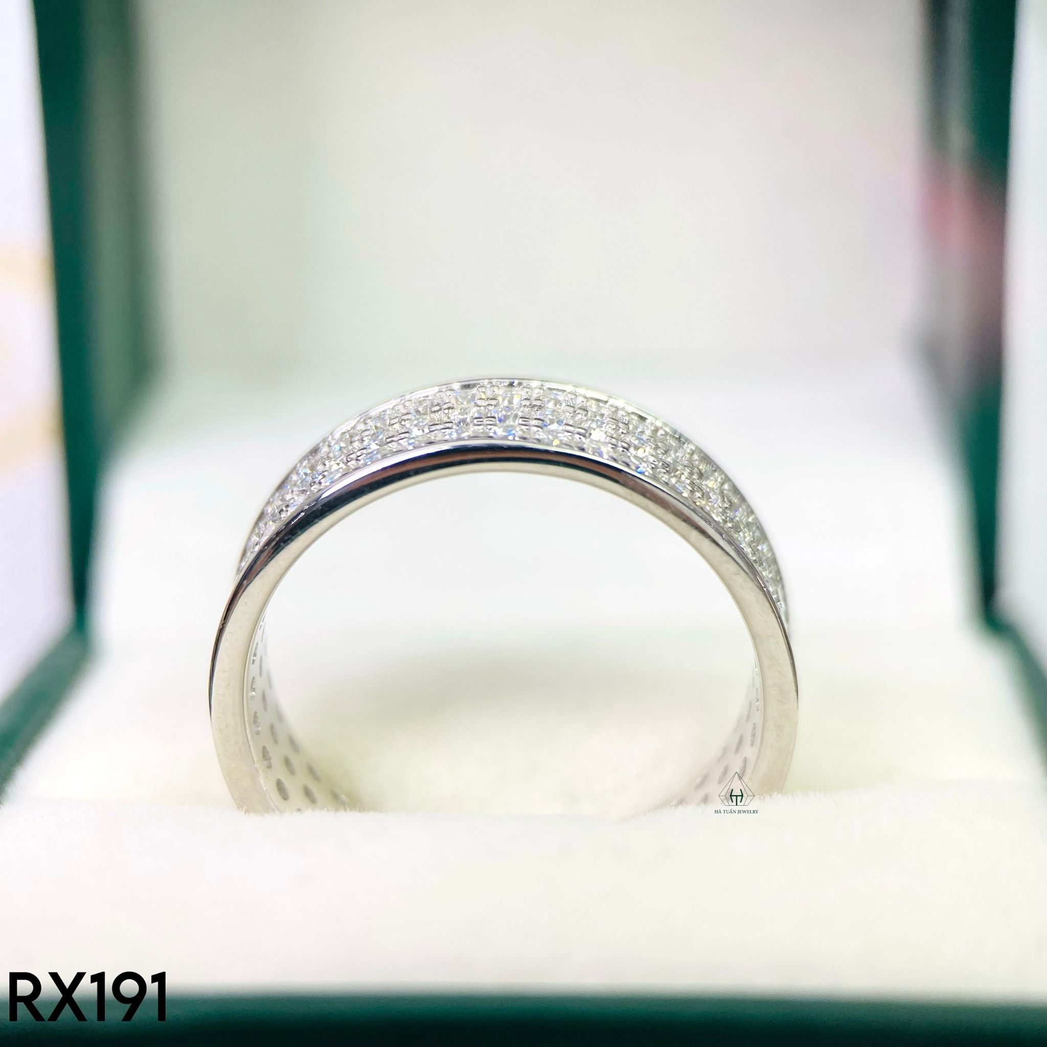  RX191 FULL MOIS 1.5mm Nhẫn 3 hàng đá 