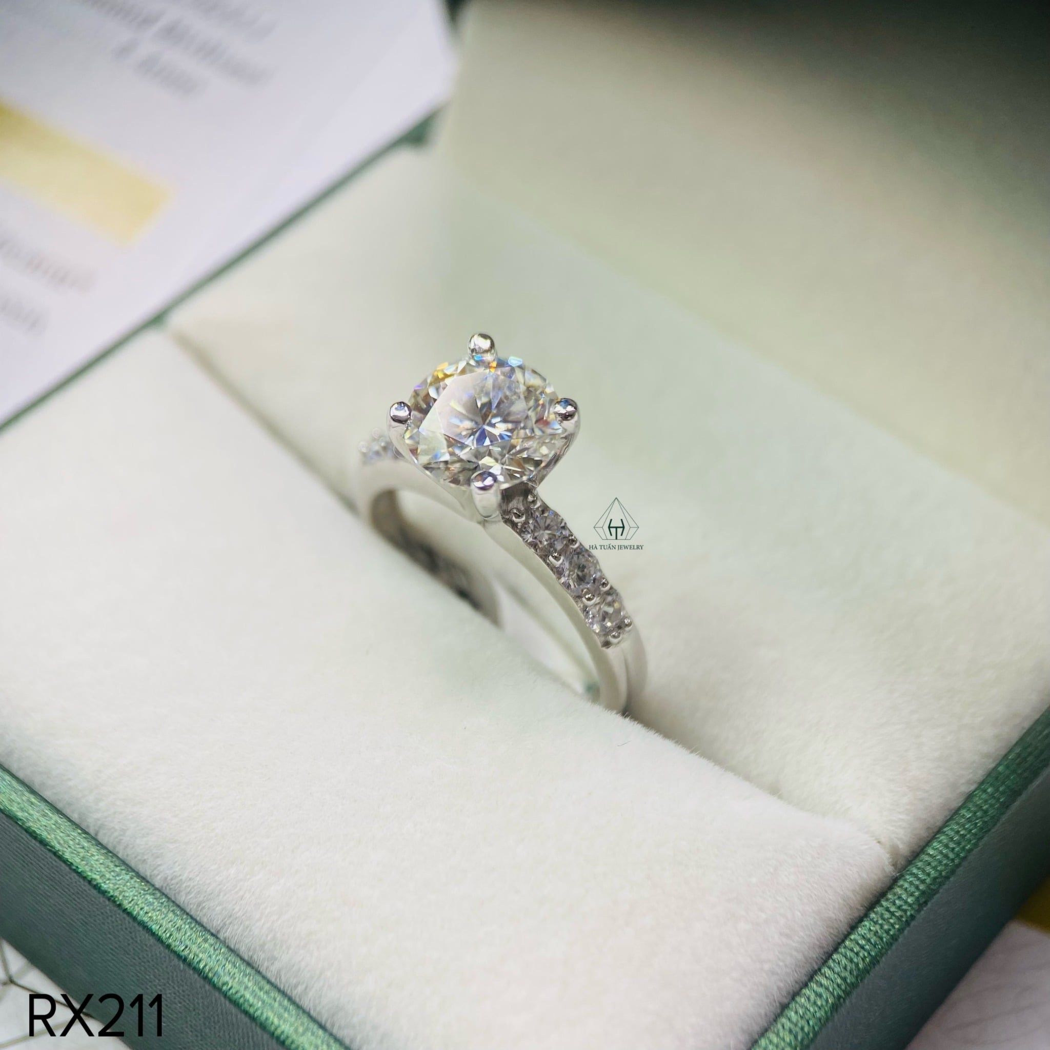  RX211 8mm Nhẫn 4 chấu 1 hàng tấm 