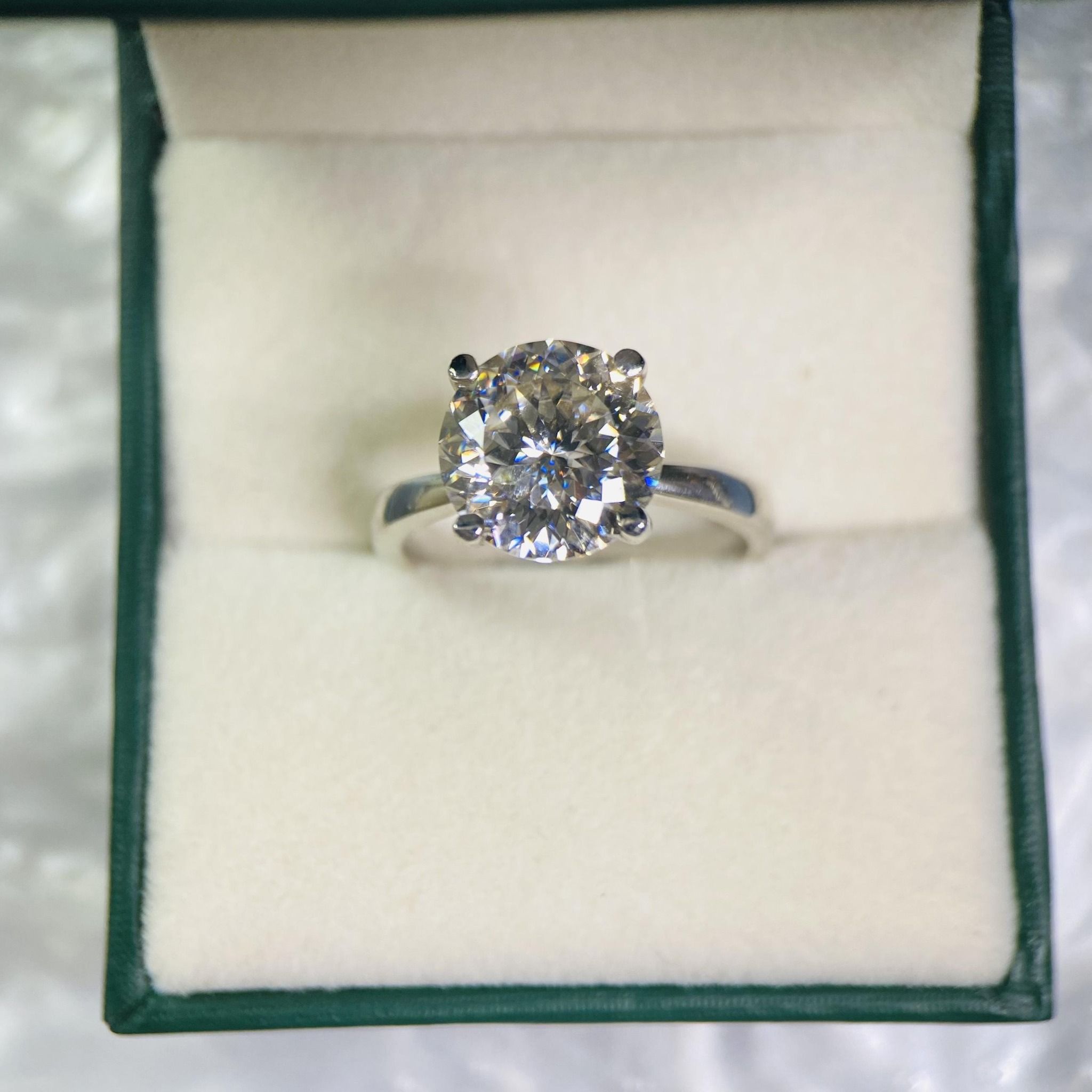  RX223 10mm 4 chấu trơn 