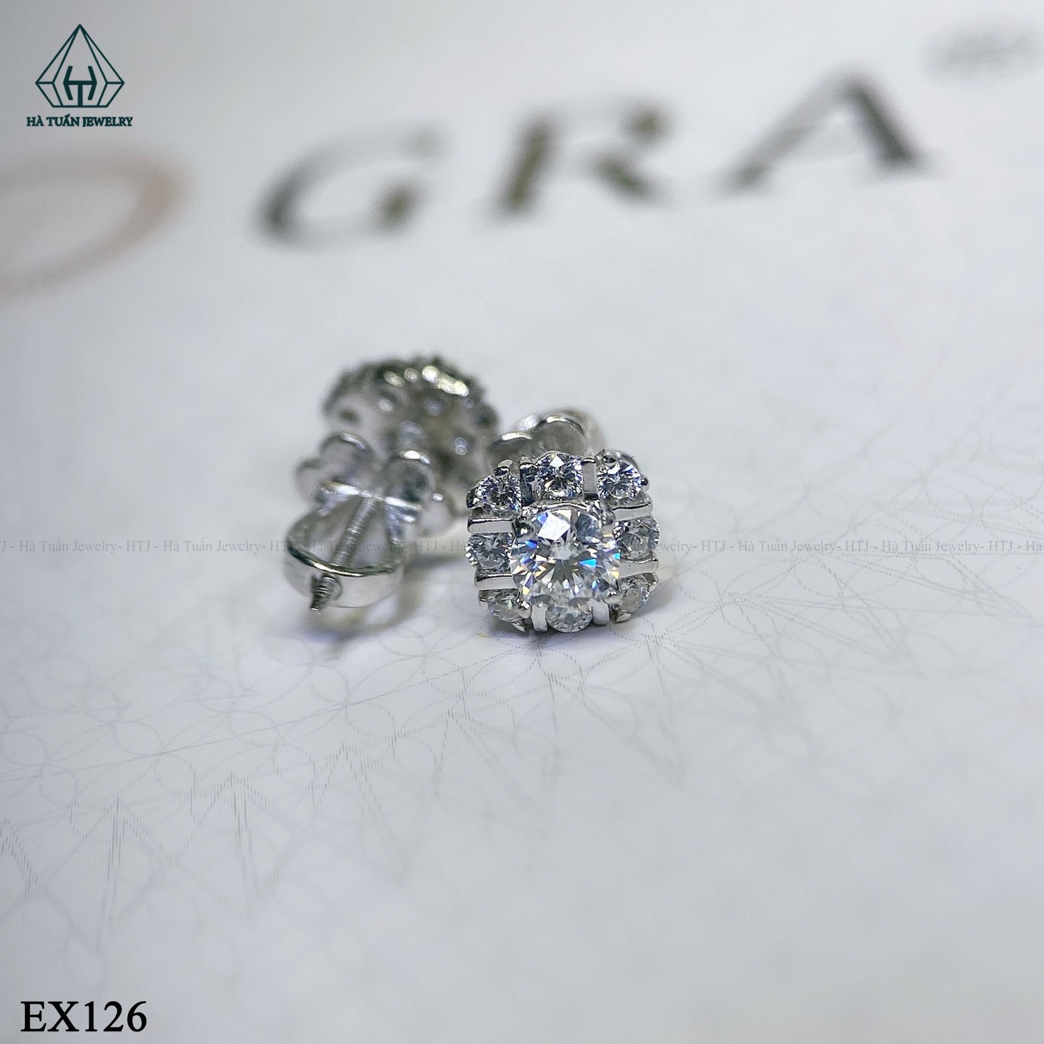  EX126 4mm Bông tai vuông caro 