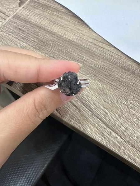  RS033 NHẪN HỒ LY THẠCH ANH TÓC ĐEN 