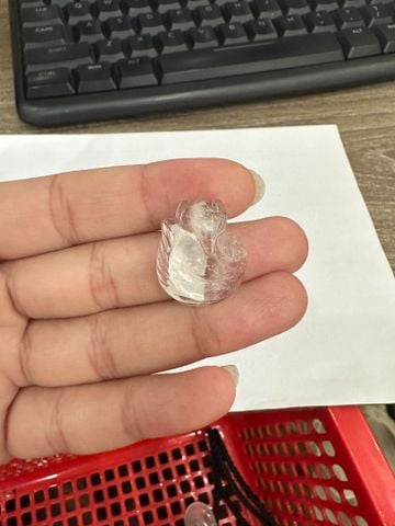 PC004 MẶT HỒ LY T.A TRẮNG
