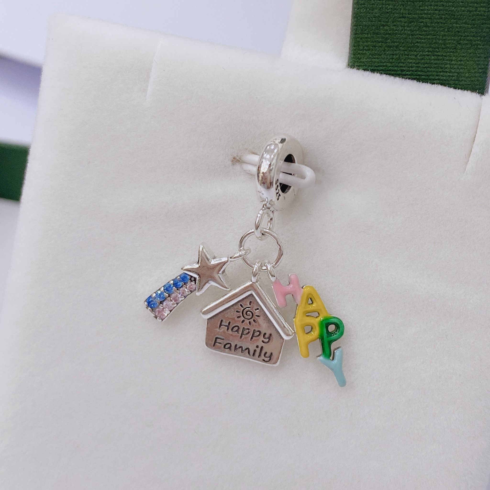  C430 Charm Happy Family 