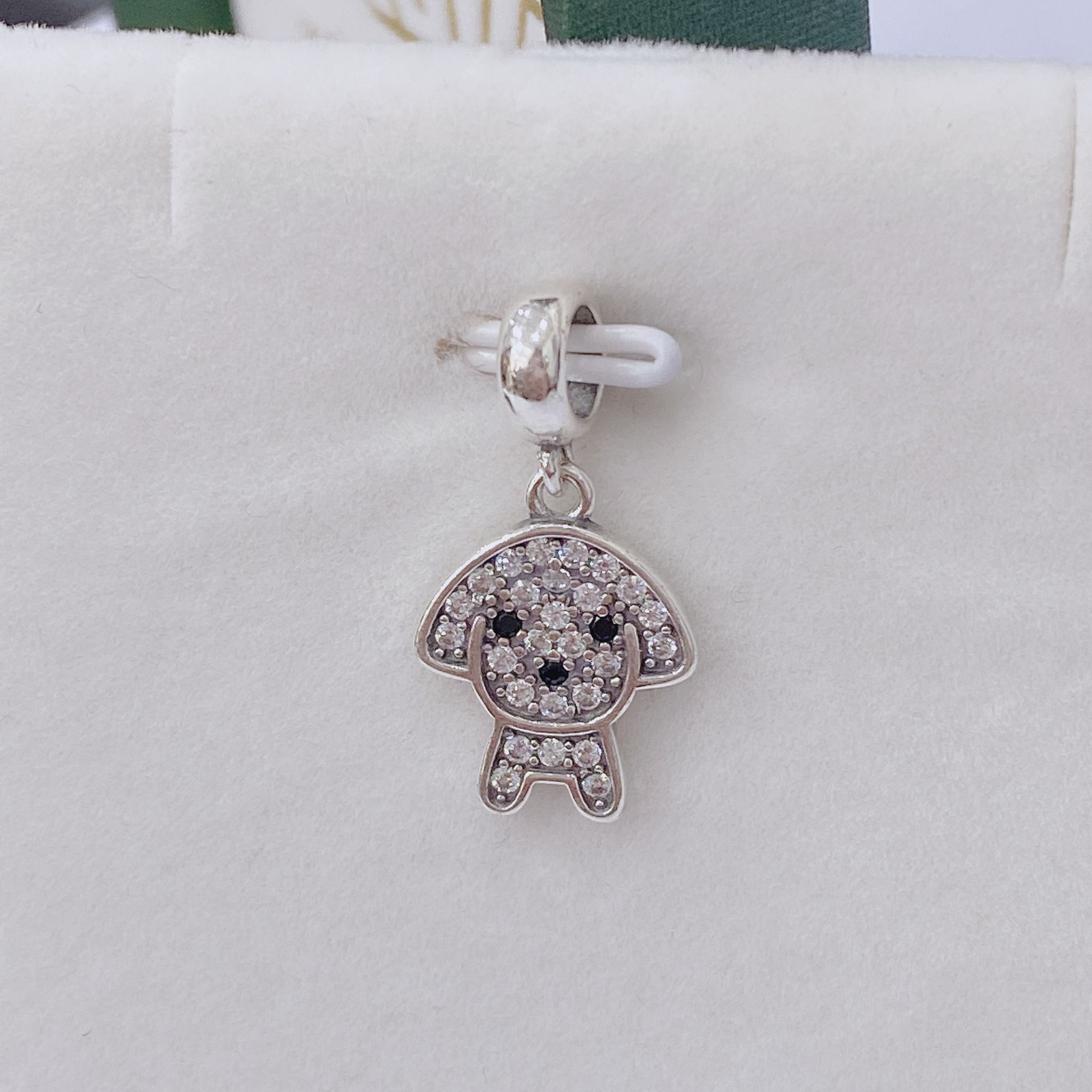  C411 Charm cún con full đá 