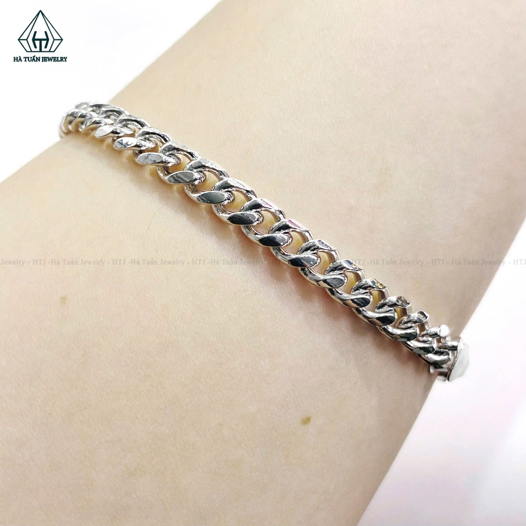  B016 Lắc tay xích lật 