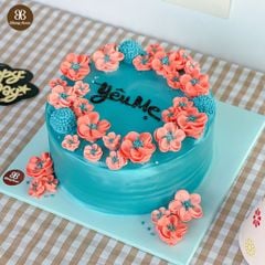 BÁNH KEM HOA MÀU HỒNG