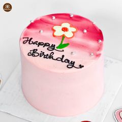 BÁNH KEM MÀU HỒNG