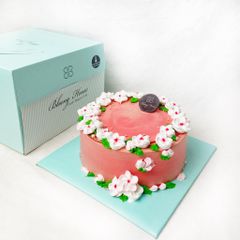 Bánh Kem Màu đỏ Hoa Trắng