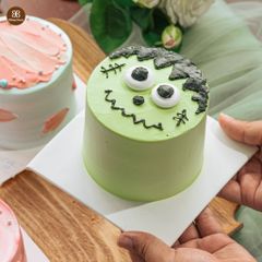 BÁNH KEM HÌNH HALLOWEEN