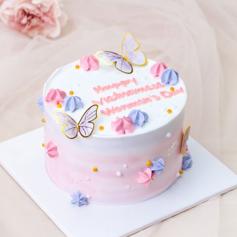  BÁNH KEM CÁNH BƯỚM MÀU HỒNG TÍM 