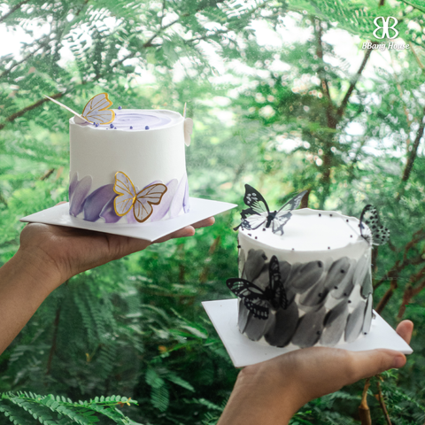  BÁNH KEM CÁNH BƯỚM MÀU TÍM ĐEN 