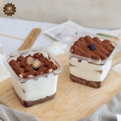 Tiramisu hộp vuông